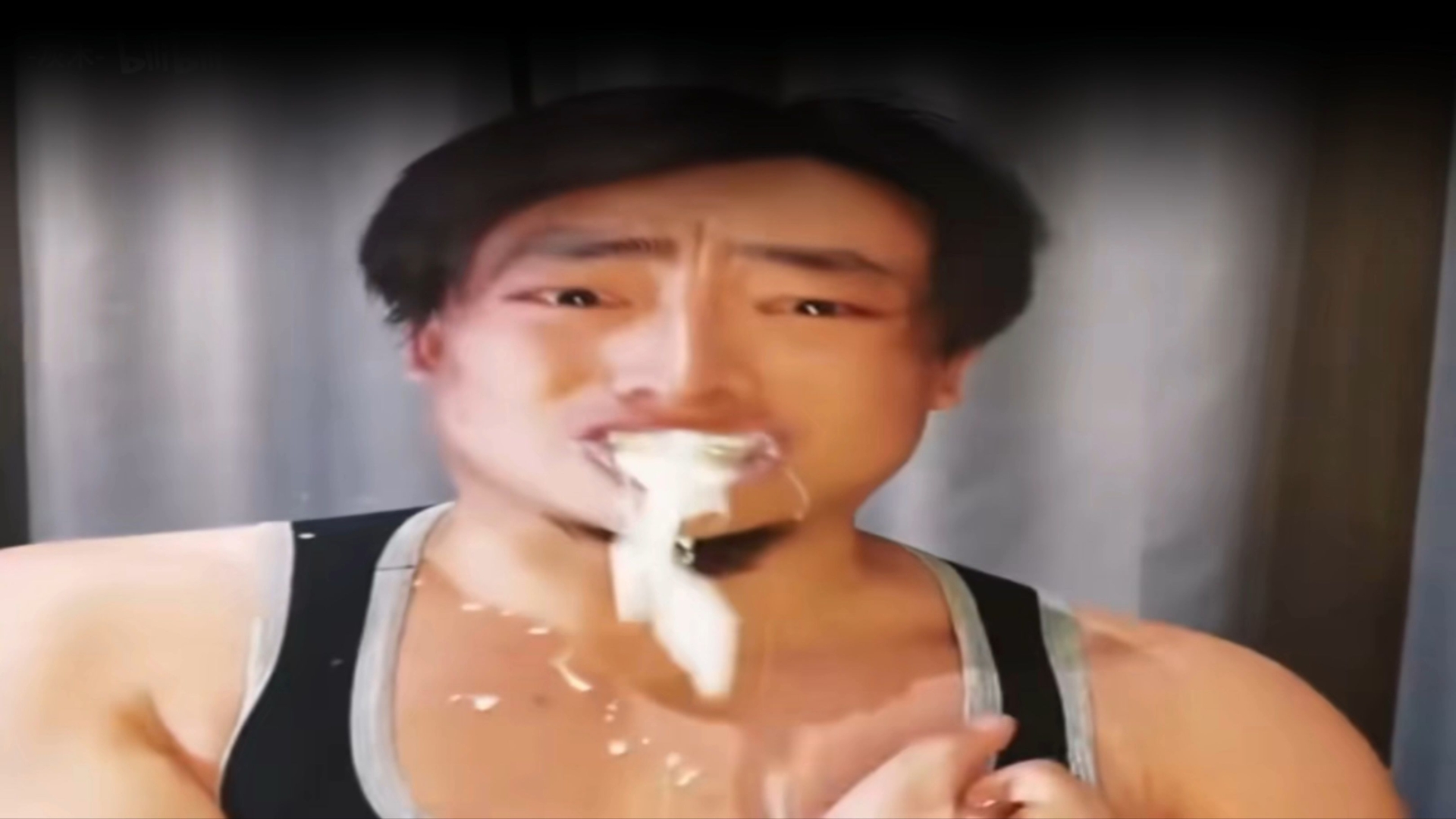 包含Faker在TL比赛中败北，大胜引发热议！的词条